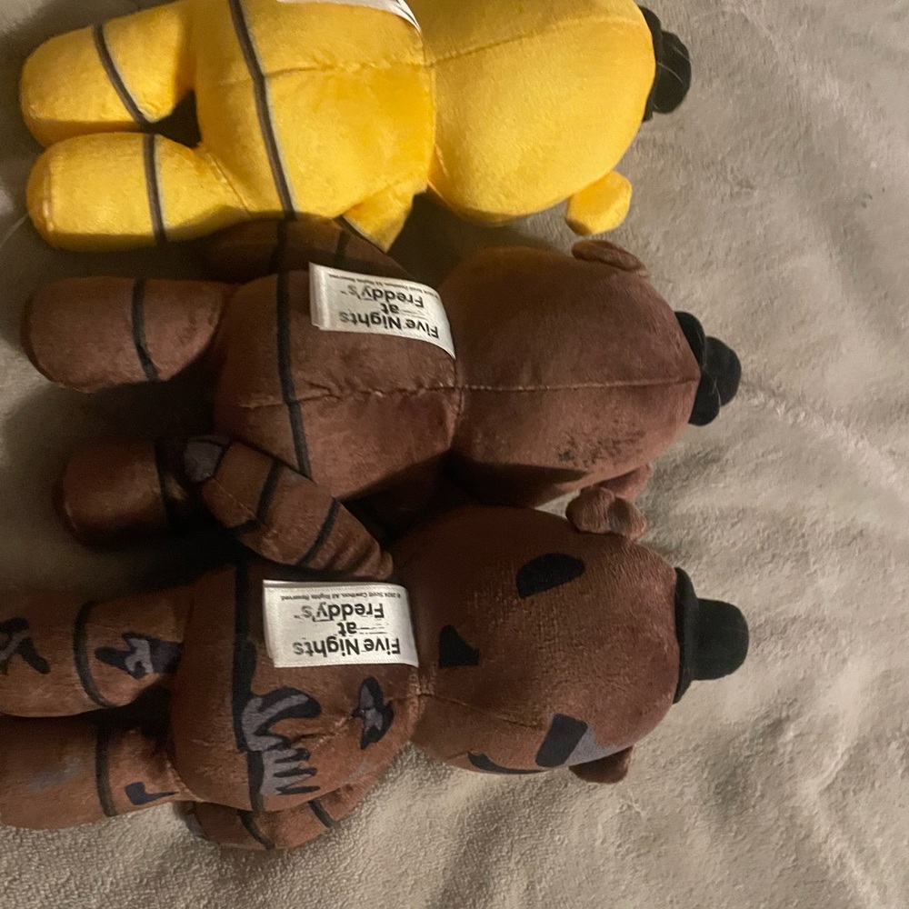 Plush Toy Trio in Brown and Yellow - Picture 3 of 3
